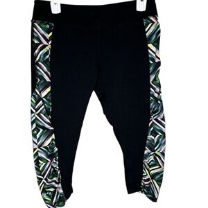 Cynthia Rowley Capri Length Leggings Medium